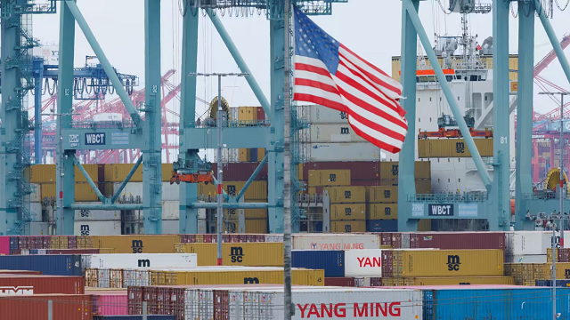 dong-nam-a-chau-a-thue-quan-trump